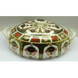 A Royal Crown Derby 1128 pattern covered tureen, 31cm