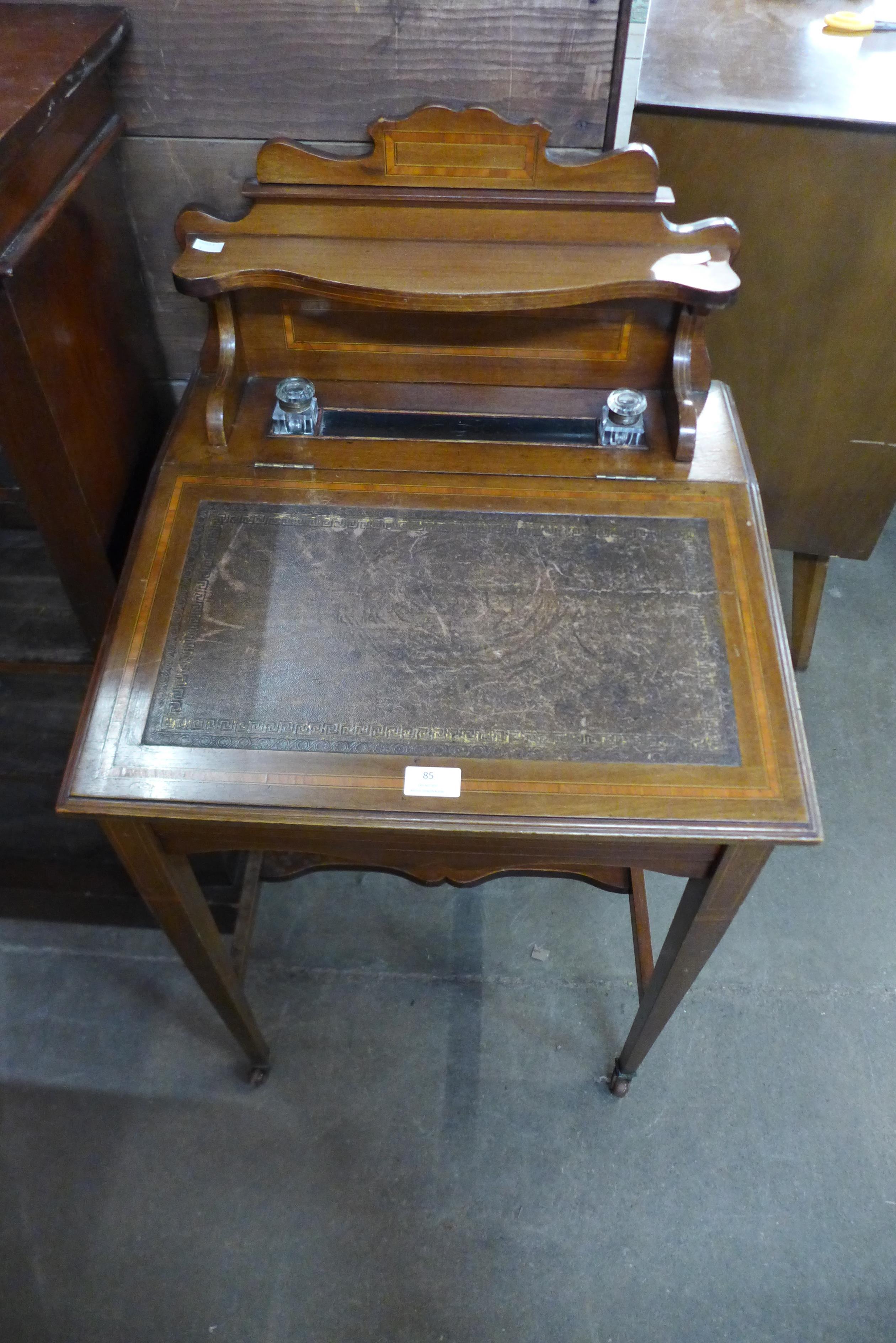 An Edward VII inlaid mahogany Davenport top desk - Bild 2 aus 2