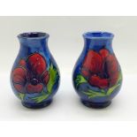 A pair of Moorcroft Anemone vases, 9.5cm