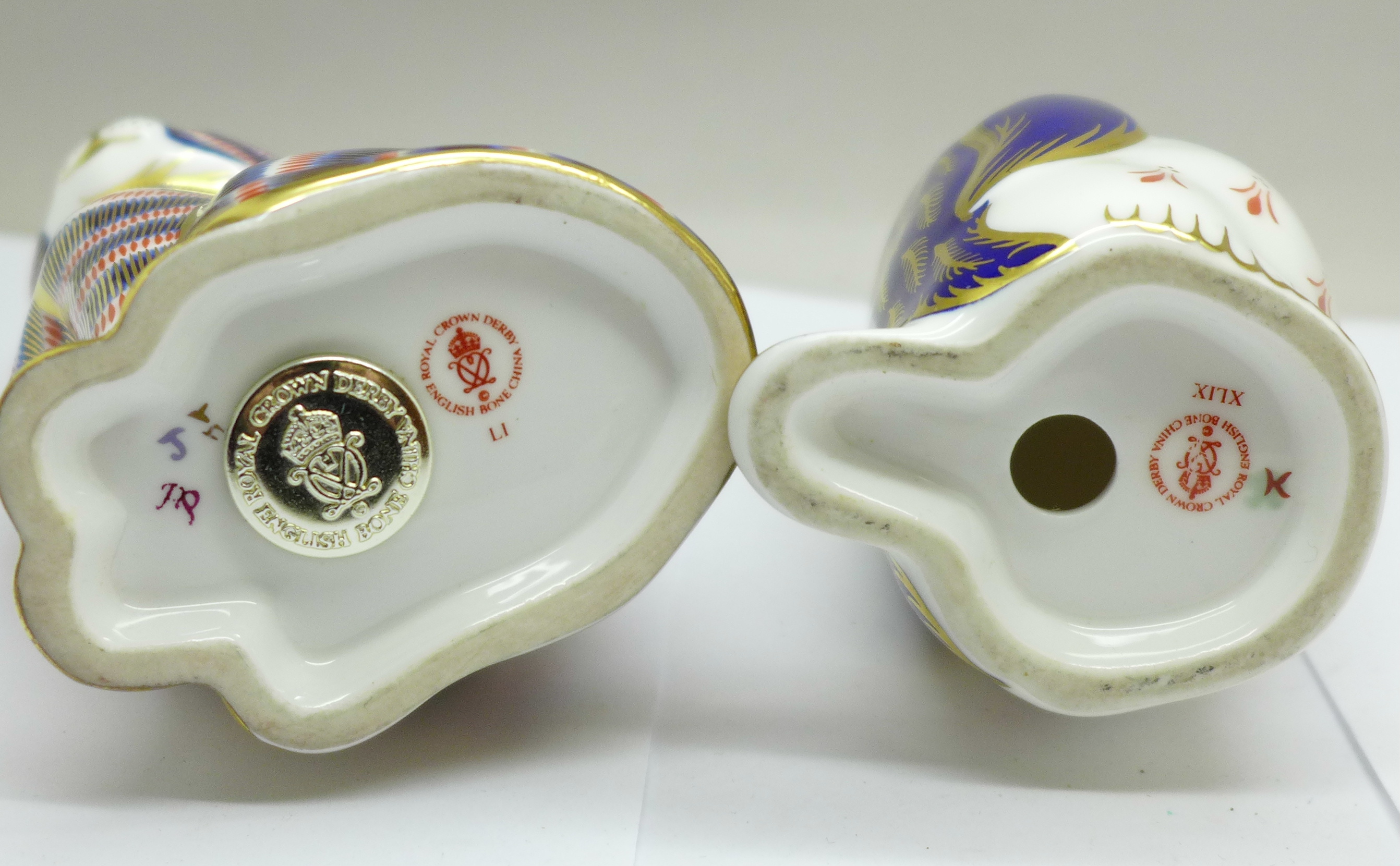 Two Royal Crown Derby paperweights, penguin and cat with silver stopper - Image 3 of 3