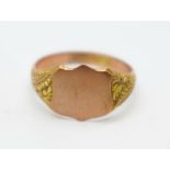 A 9ct gold ring, Chester 1916, 4g, U