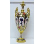 A Royal Crown Derby 1128 Imari urn, a/f, 42cm