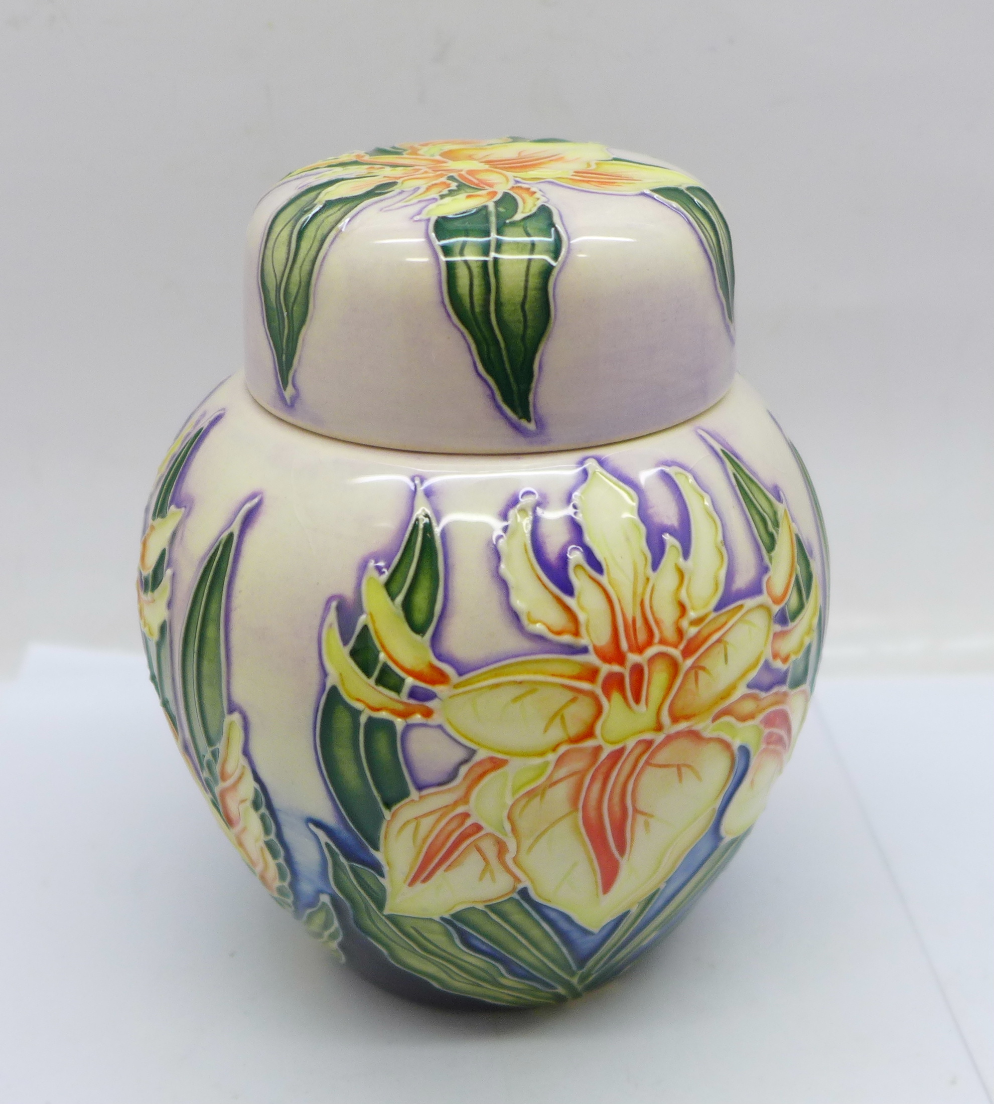 A Moorcroft Windrush ginger jar, 10.5cm - Image 4 of 7