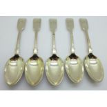 Five Victorian silver teaspoons, 125g