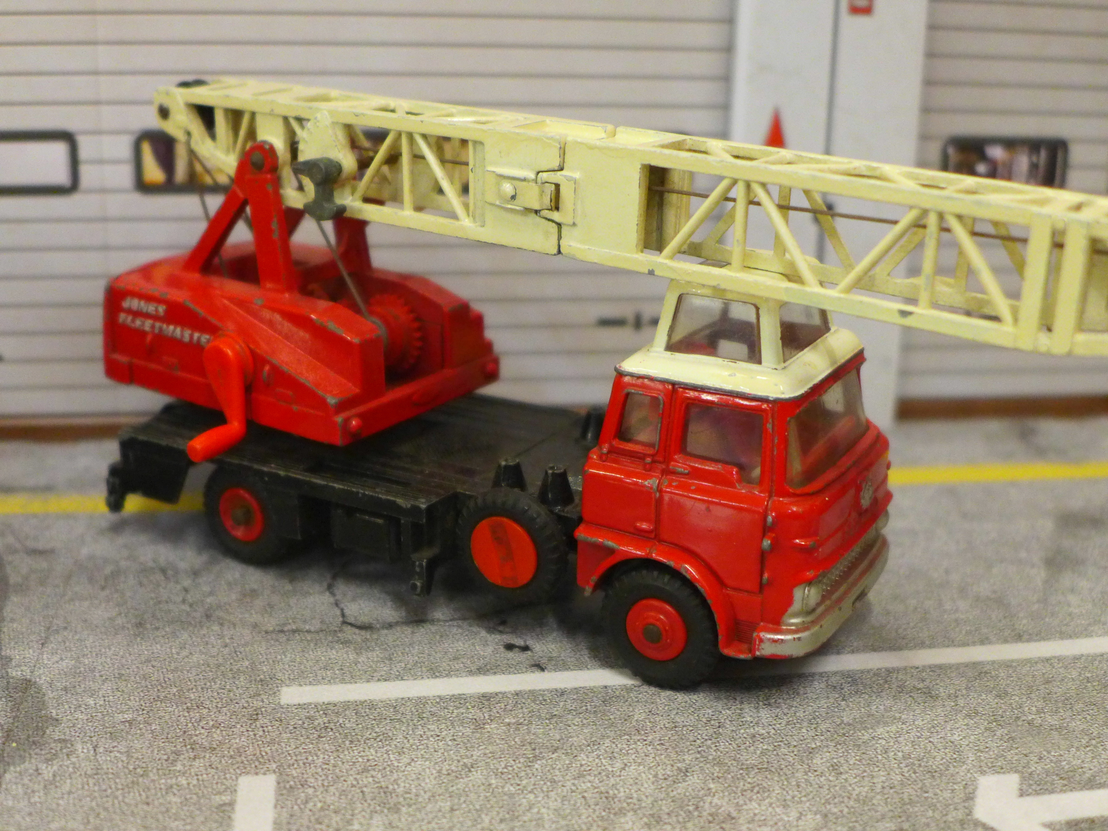 Three Dinky Toys model cranes diorama, comprising Jones Fleetmaster, Coles Hydra Truck and Coles - Image 3 of 3