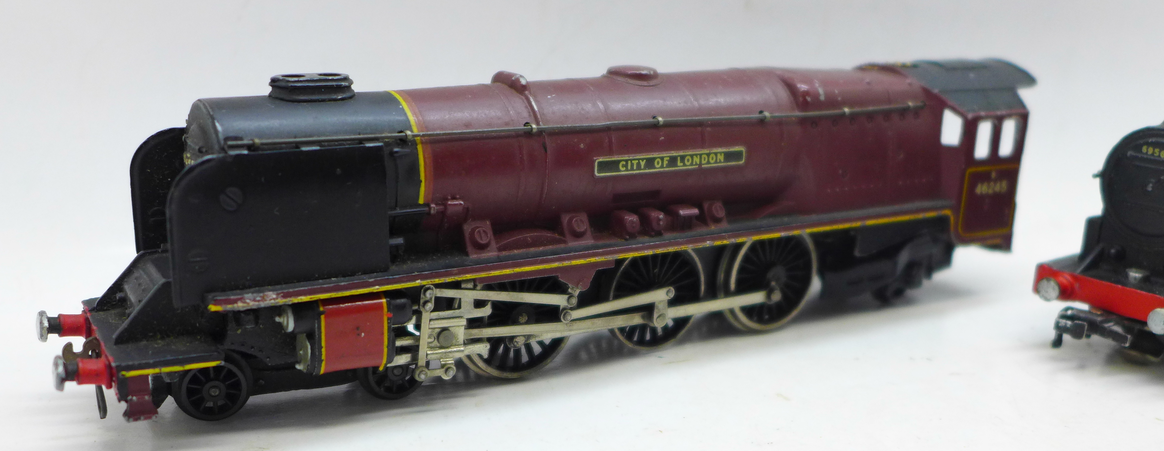 A Hornby OO gauge City of London locomotive and one other - Bild 2 aus 4