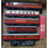 Hornby OO gauge coaches, five coaches, platform extension, etc.