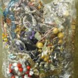 Modern fashion jewellery, 3kg