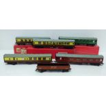 Six Hornby Dublo coaches, 4078, 4050, 4055, 4010, one other and a brick wagon