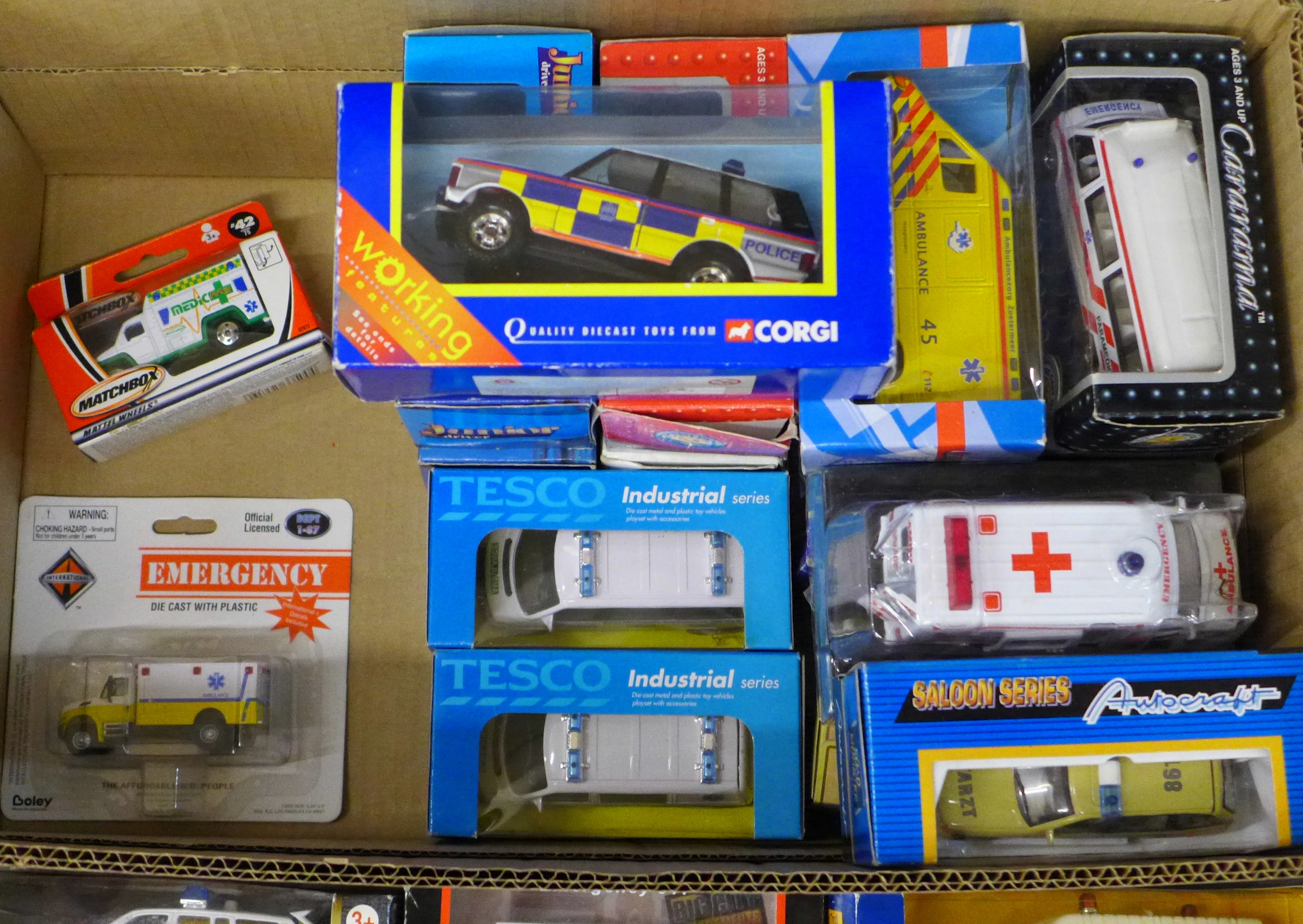 A collection of emergency service model vehicles including Corgi and Matchbox - Image 3 of 4