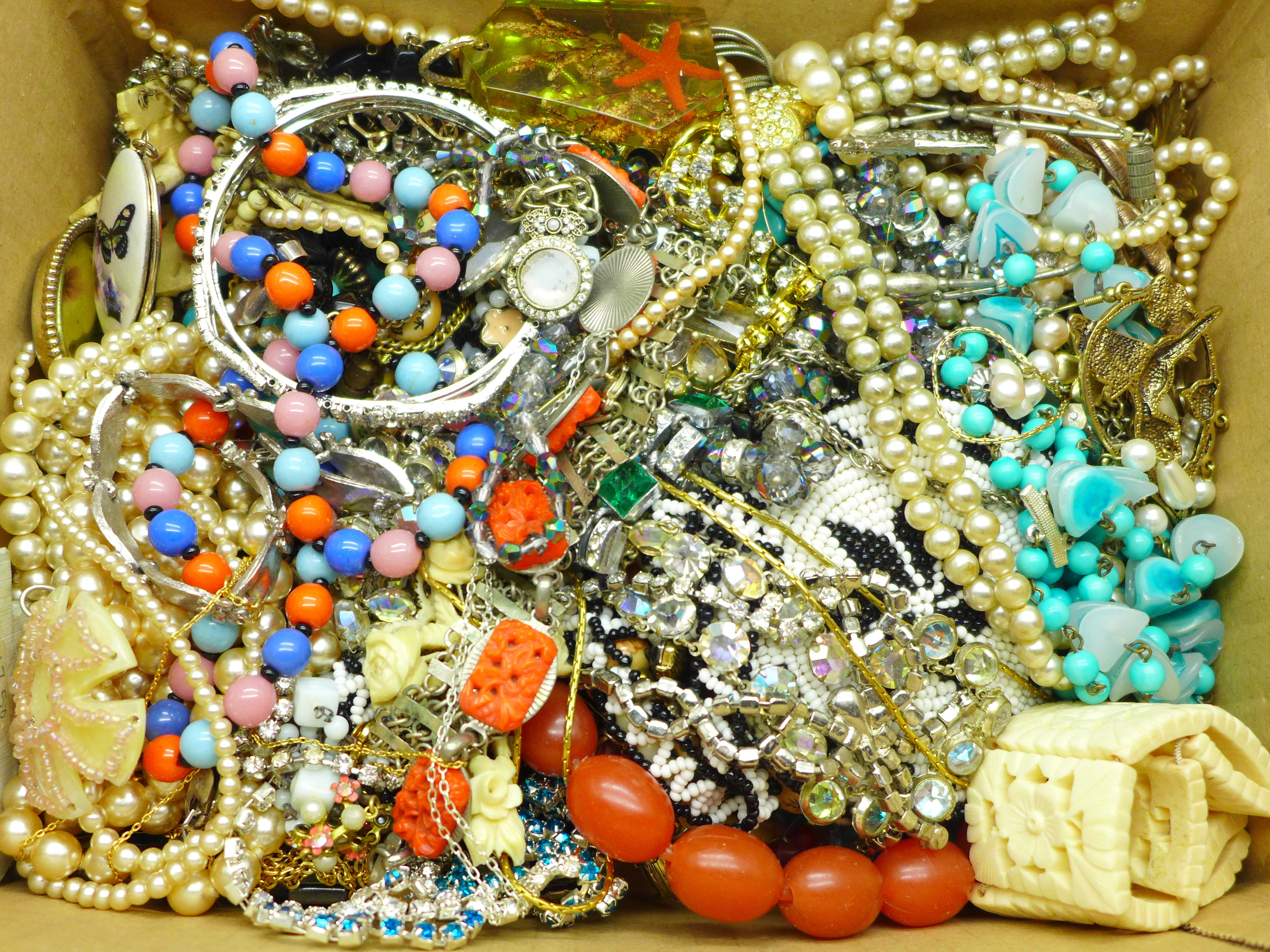 Costume jewellery including hat pins - Image 3 of 3