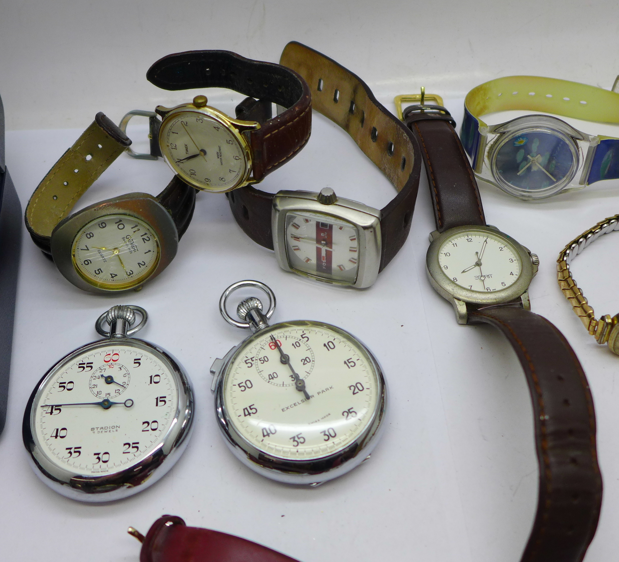 Wristwatches, a stop-watch and a pocket watch - Bild 2 aus 5