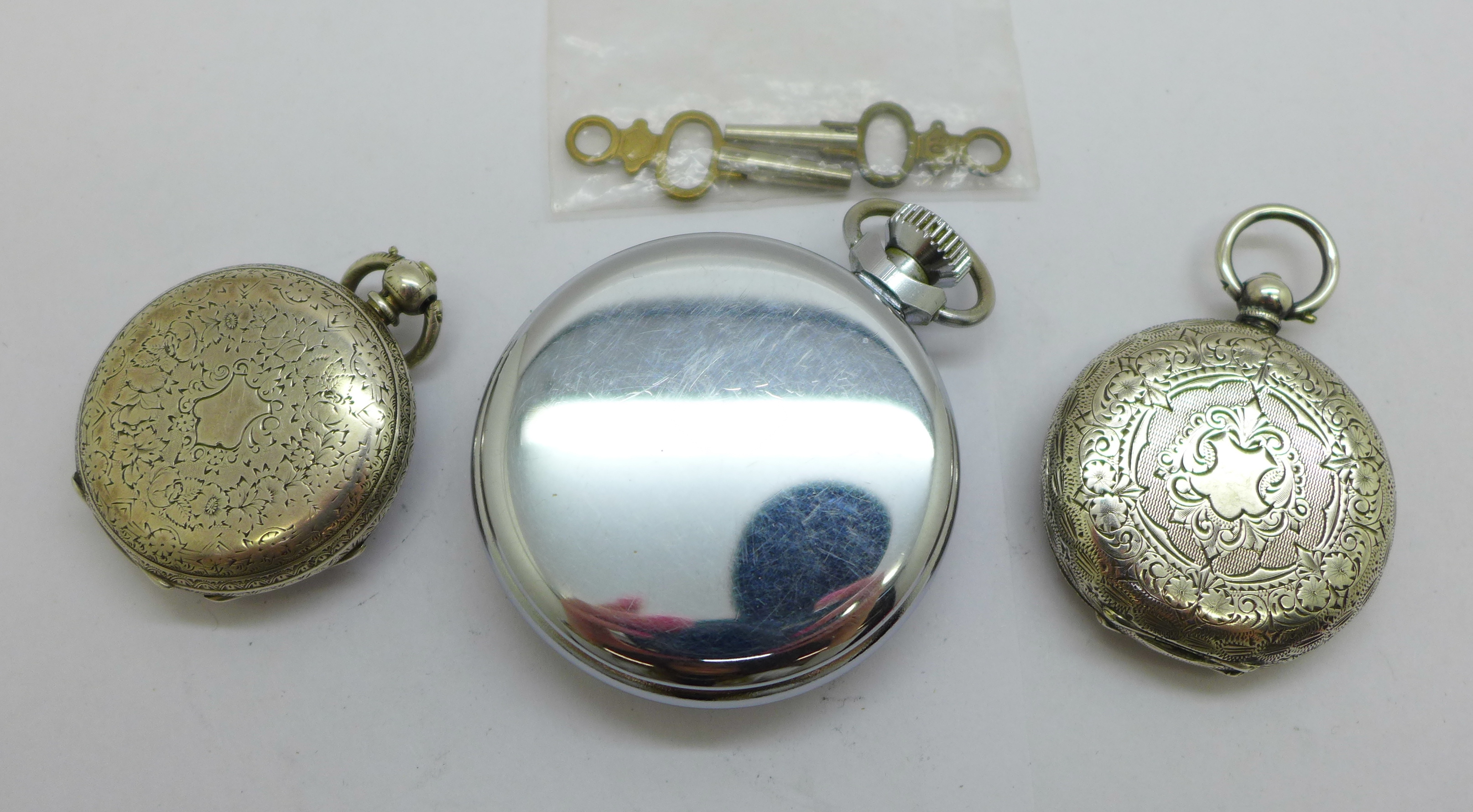 Two silver fob watches and keys and a Smiths pocket watch - Bild 2 aus 2