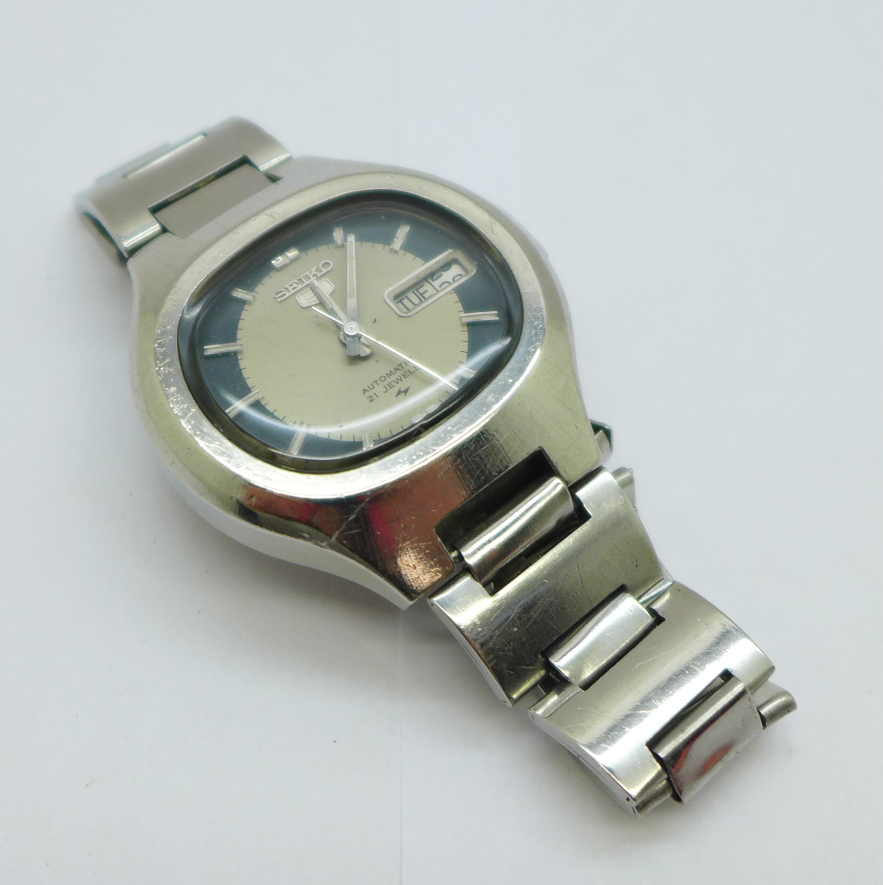 A Seiko 5 21-jewels automatic wristwatch - Bild 4 aus 6