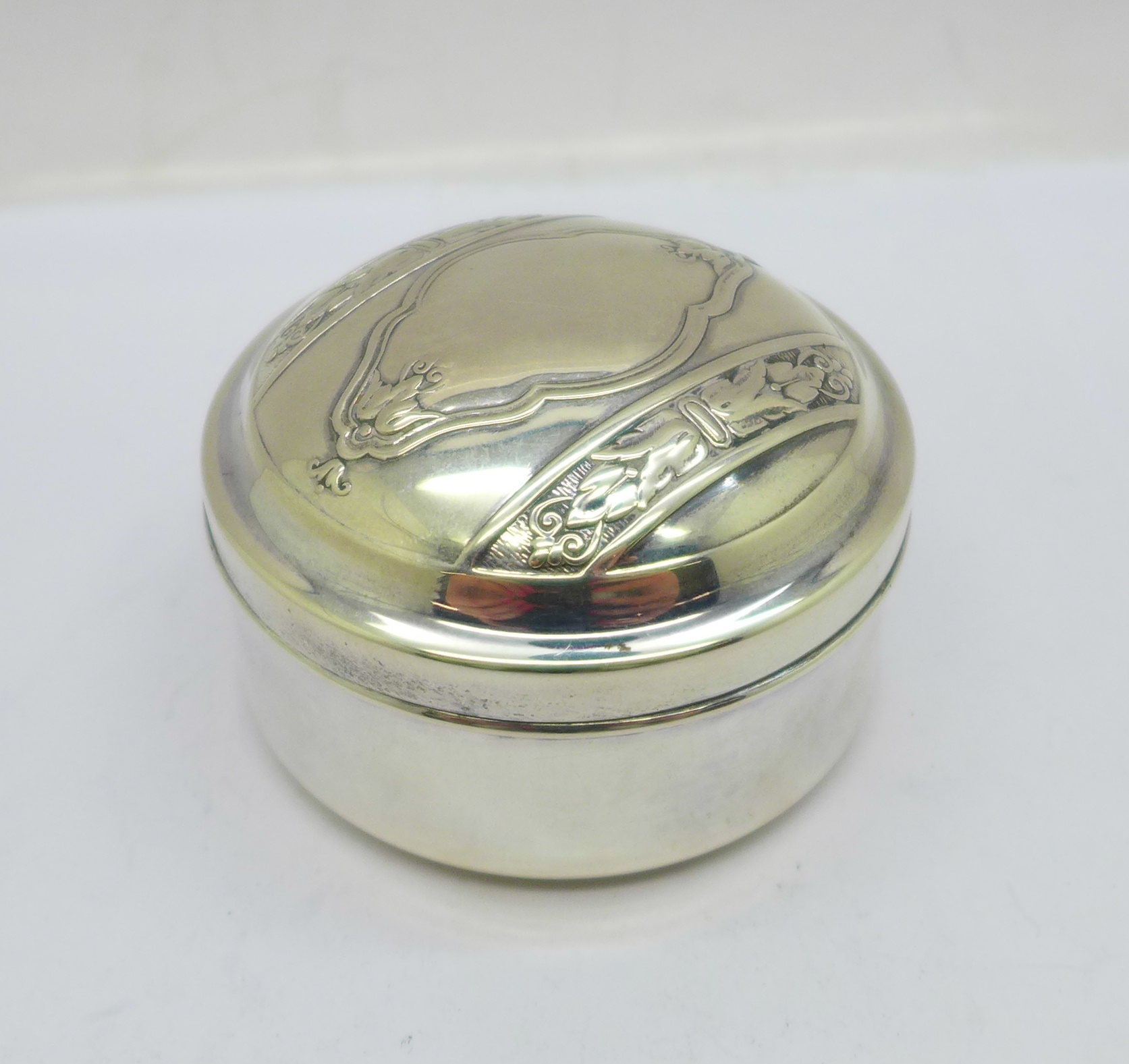 An 800 silver circular box, 50g, diameter 6cm - Bild 2 aus 5