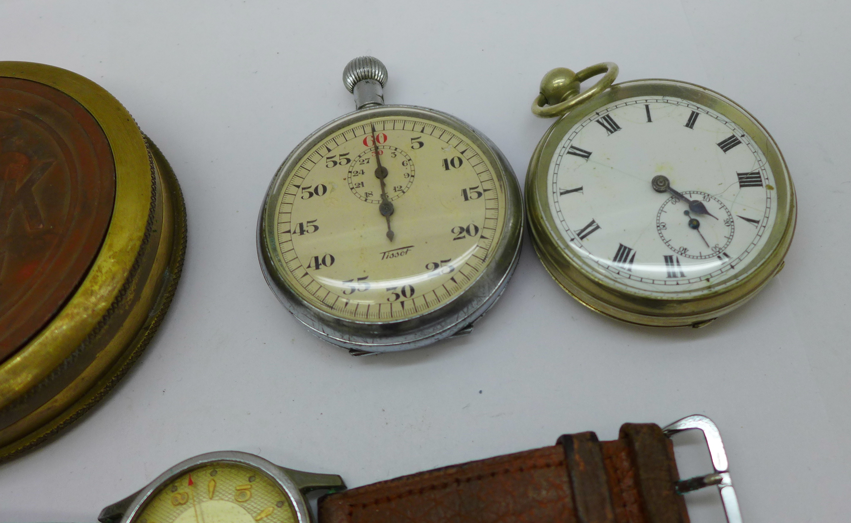 Three vintage wristwatches, a Tissot stopwatch, a pocket watch and two reproduction compasses, - Bild 3 aus 5