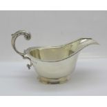 A silver sauce boat, 76g