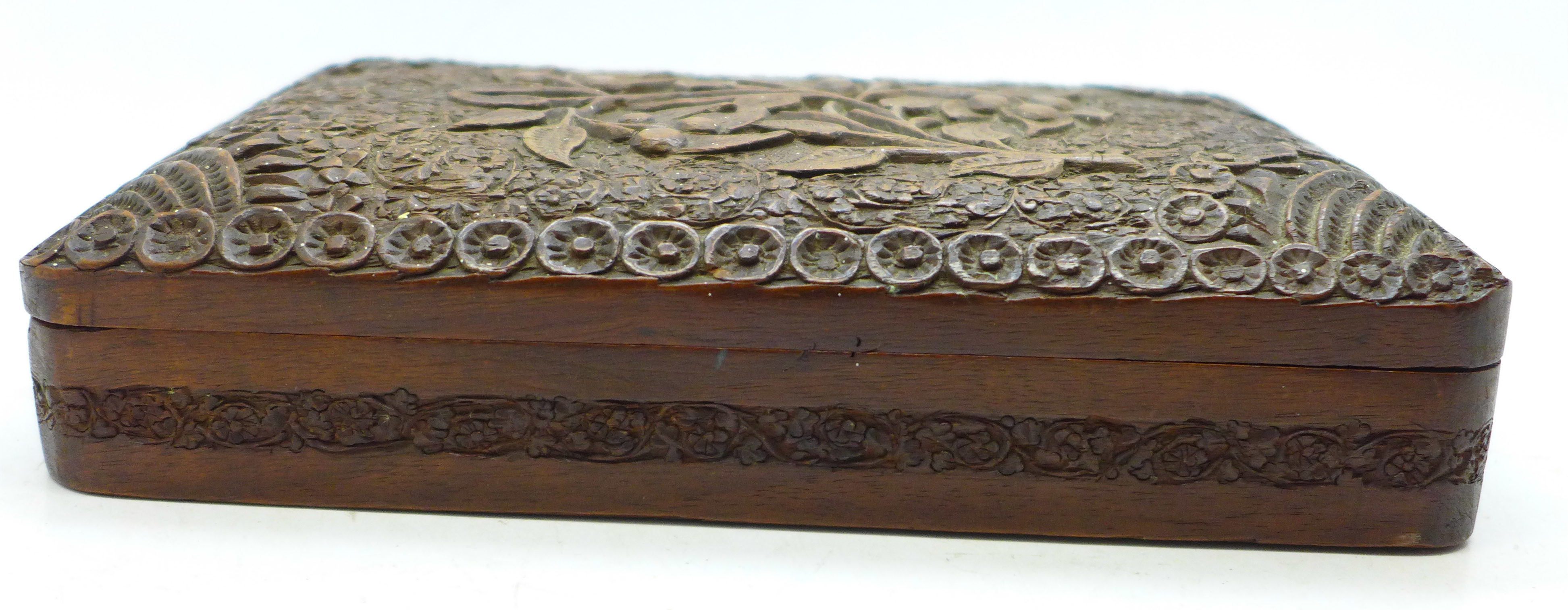 A heavily carved wooden box - Image 3 of 4