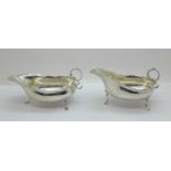 A pair of silver sauce boats, Fenton Bros. & William Staniforth, Sheffield 1896, total weight 193g