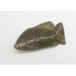 A model fish carved from opal, 21.6g, length 63mm
