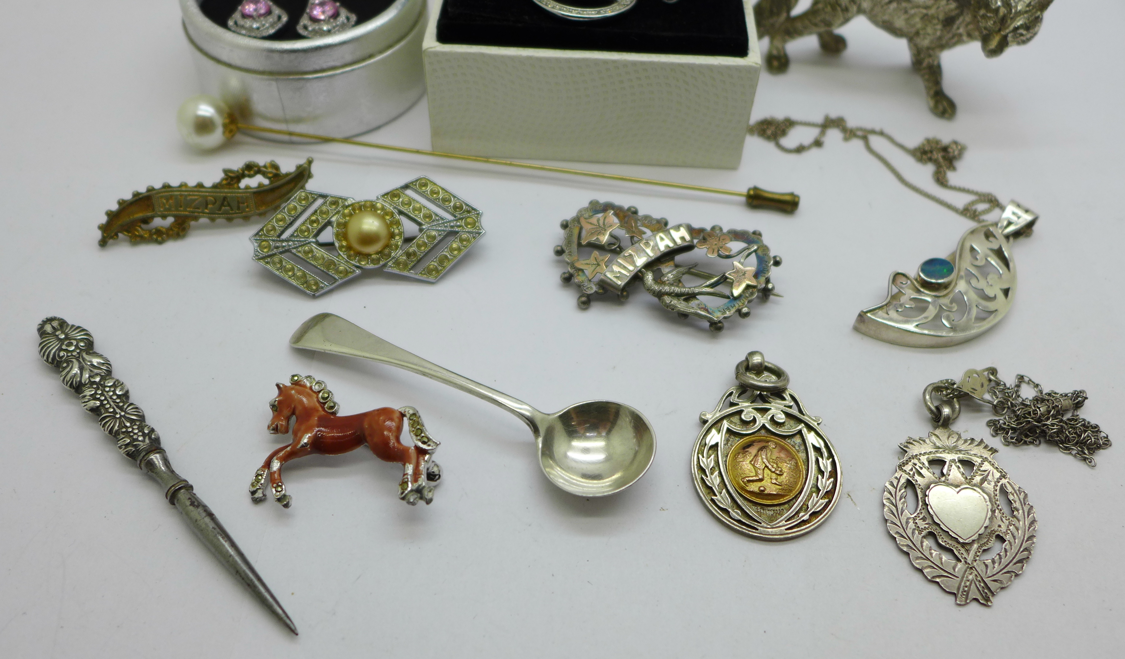 Silver and white metal jewellery, plated fox, etc. - Image 5 of 5