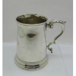 A George III silver mug, London 1773, 270g