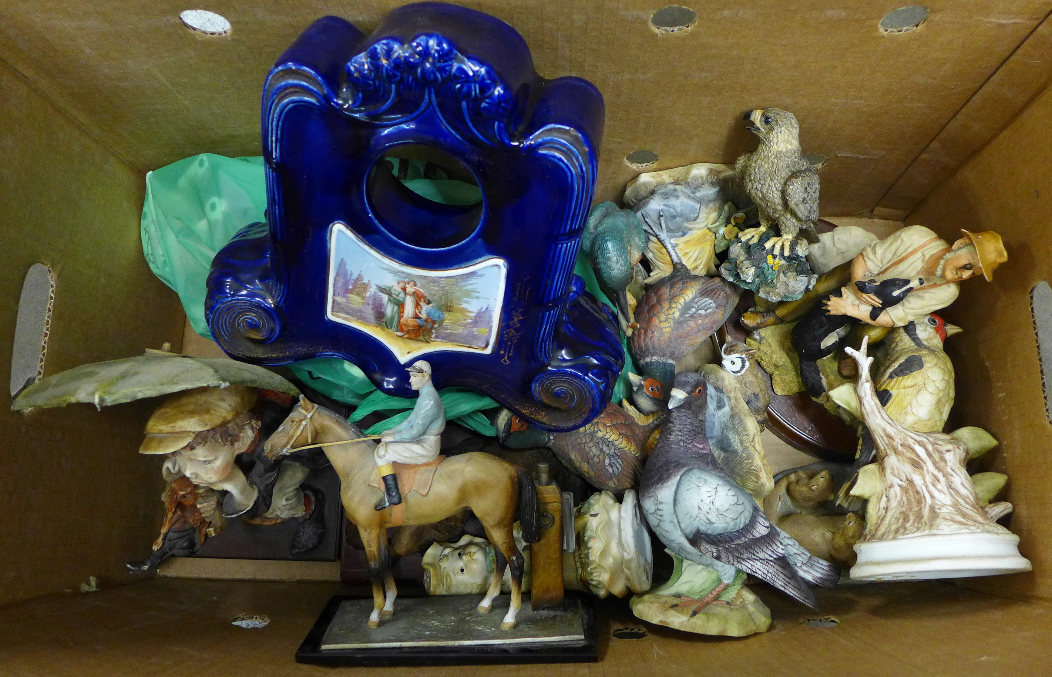 A collection of china figures, etc. **PLEASE NOTE THIS LOT IS NOT ELIGIBLE FOR POSTING AND PACKING**