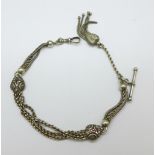 A white metal Albertina chain