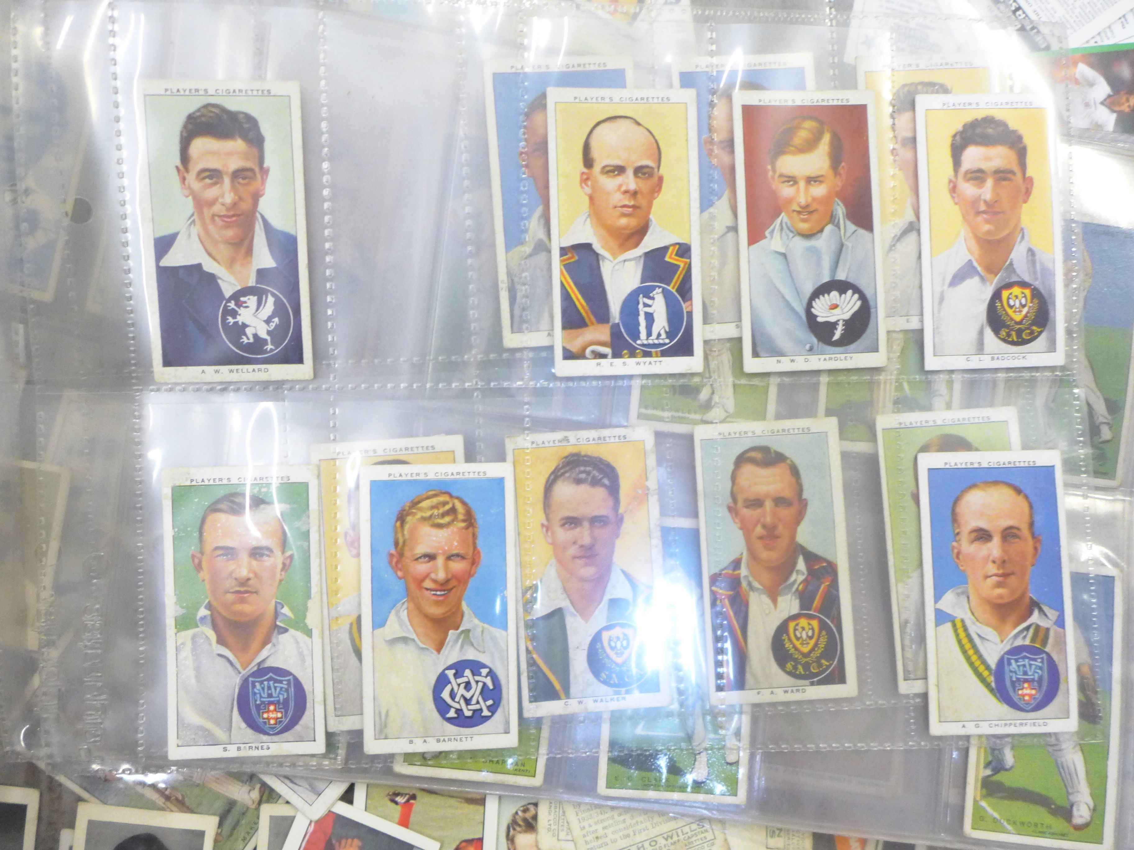 Cigarette cards; football and cricket cigarette and trade cards, loose and in albums includes Panini - Image 8 of 10