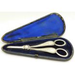 A pair of antique silver grape scissors in fitted case, Sheffield 1891, 99g