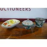 Three mid 20th Century Italian porcelain bowls