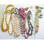 A collection of vintage costume jewellery