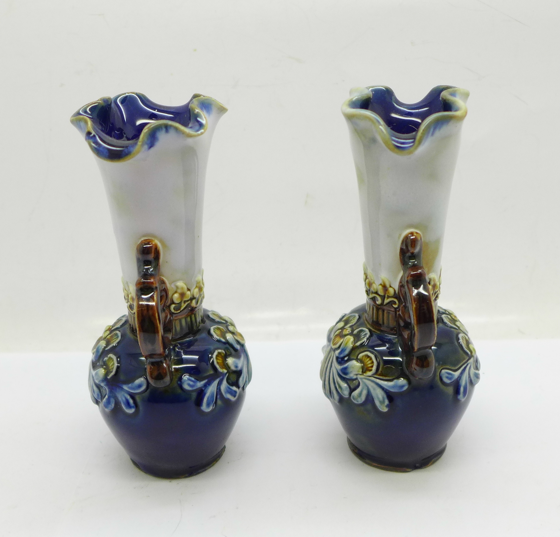A pair of small Royal Doulton vases, both with small chips to the base, 12.5cm - Image 4 of 6