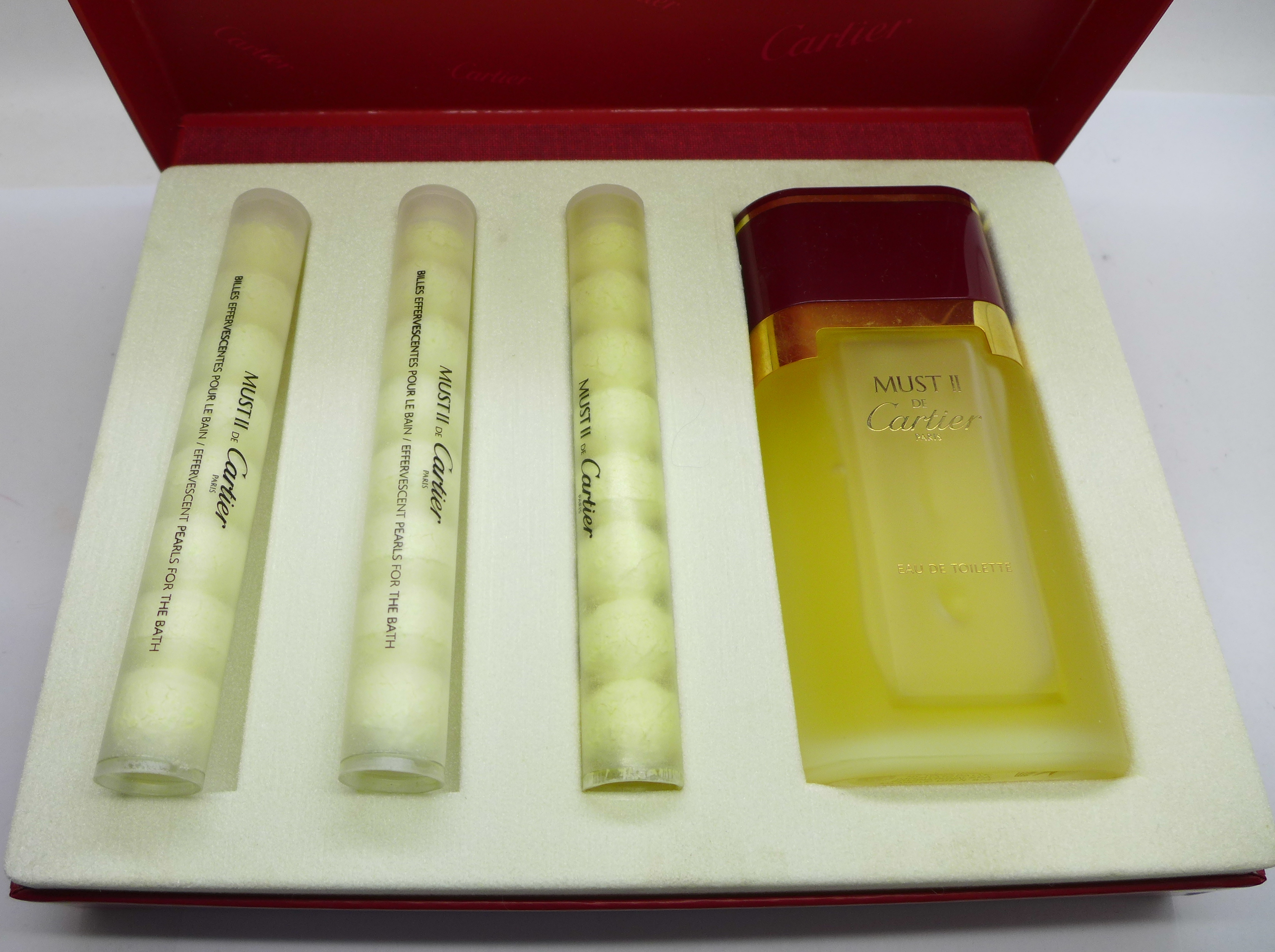 A Must II De Cartier of Paris Bath Pleasure Set, boxed - Image 2 of 2