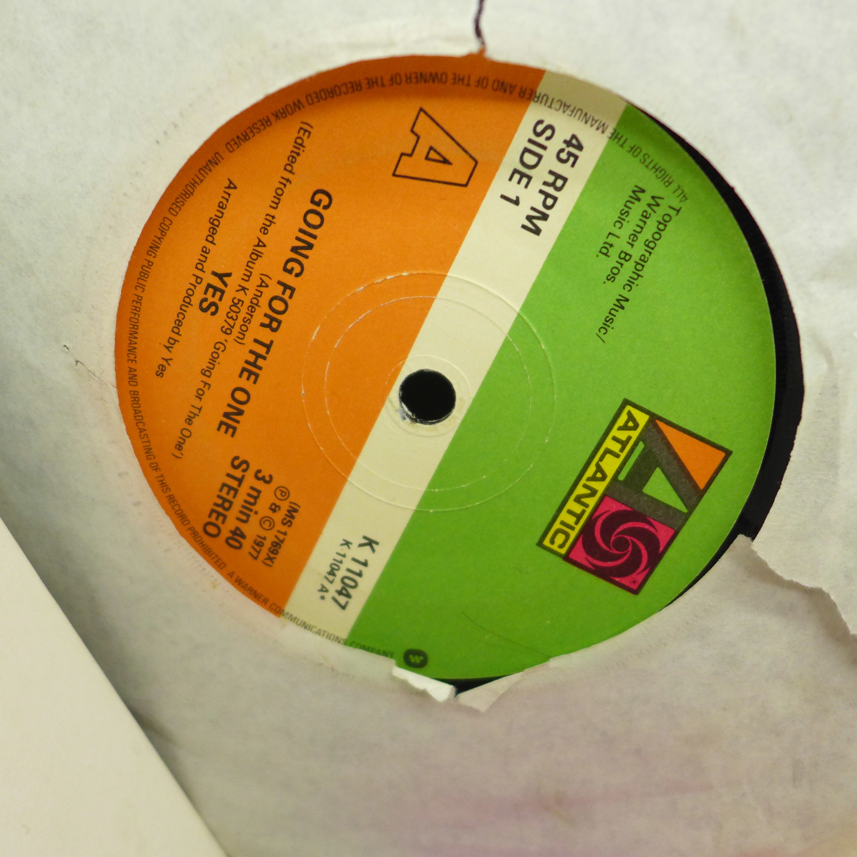 Thirteen rock and pop 7" vinyl singles - Image 3 of 7