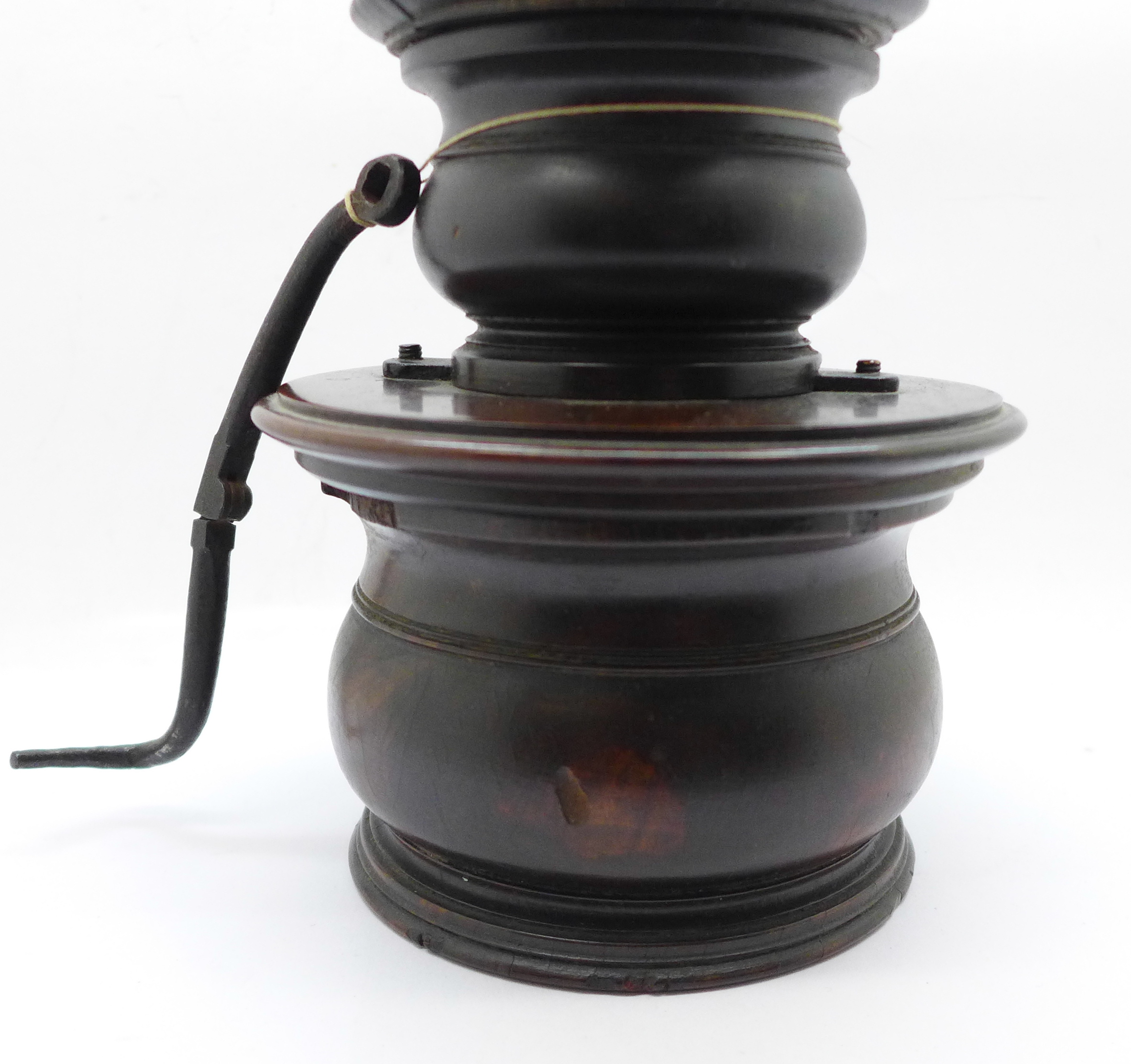 A vintage coffee grinder - Image 2 of 4