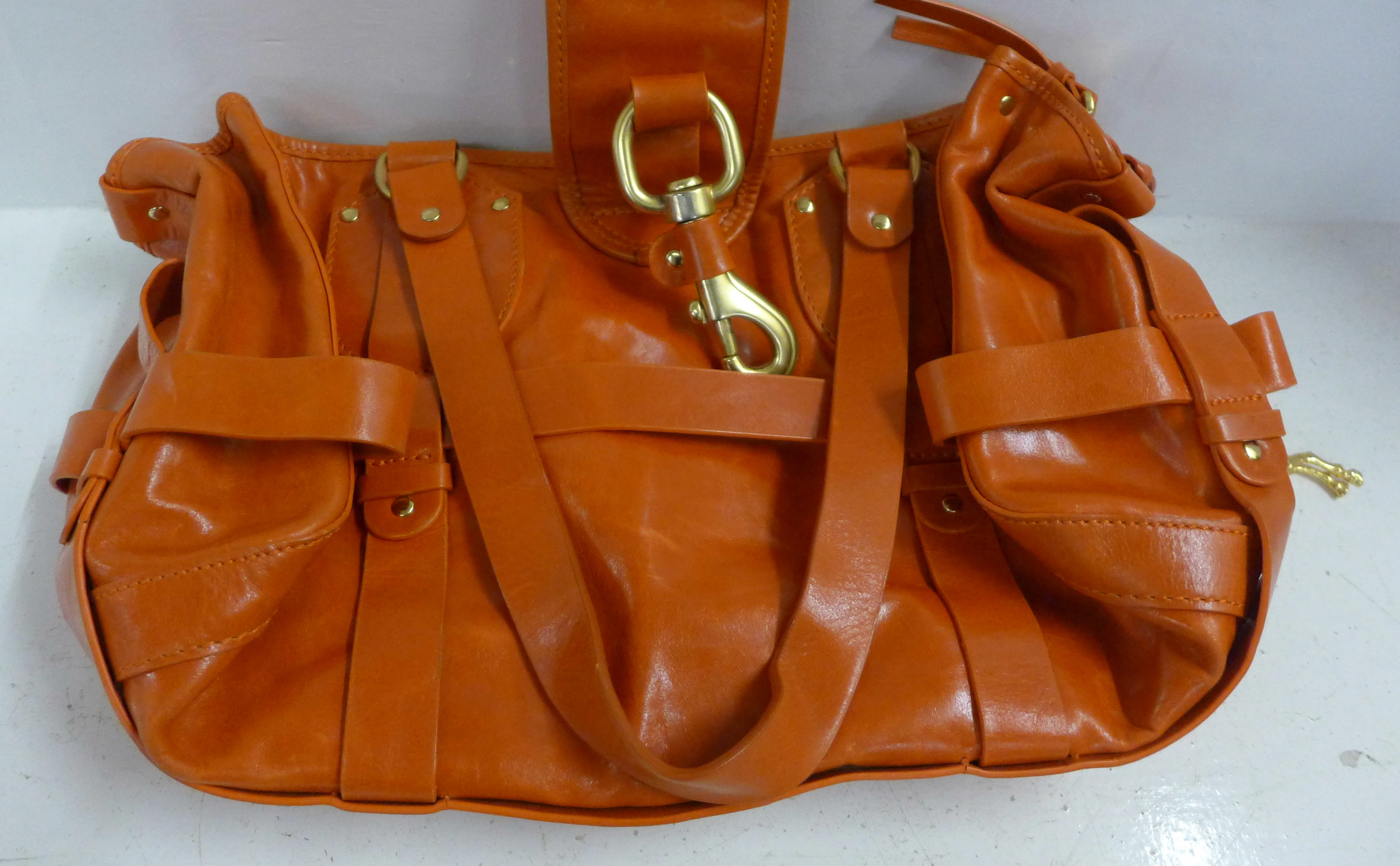 A Chloe designer handbag - Image 2 of 4