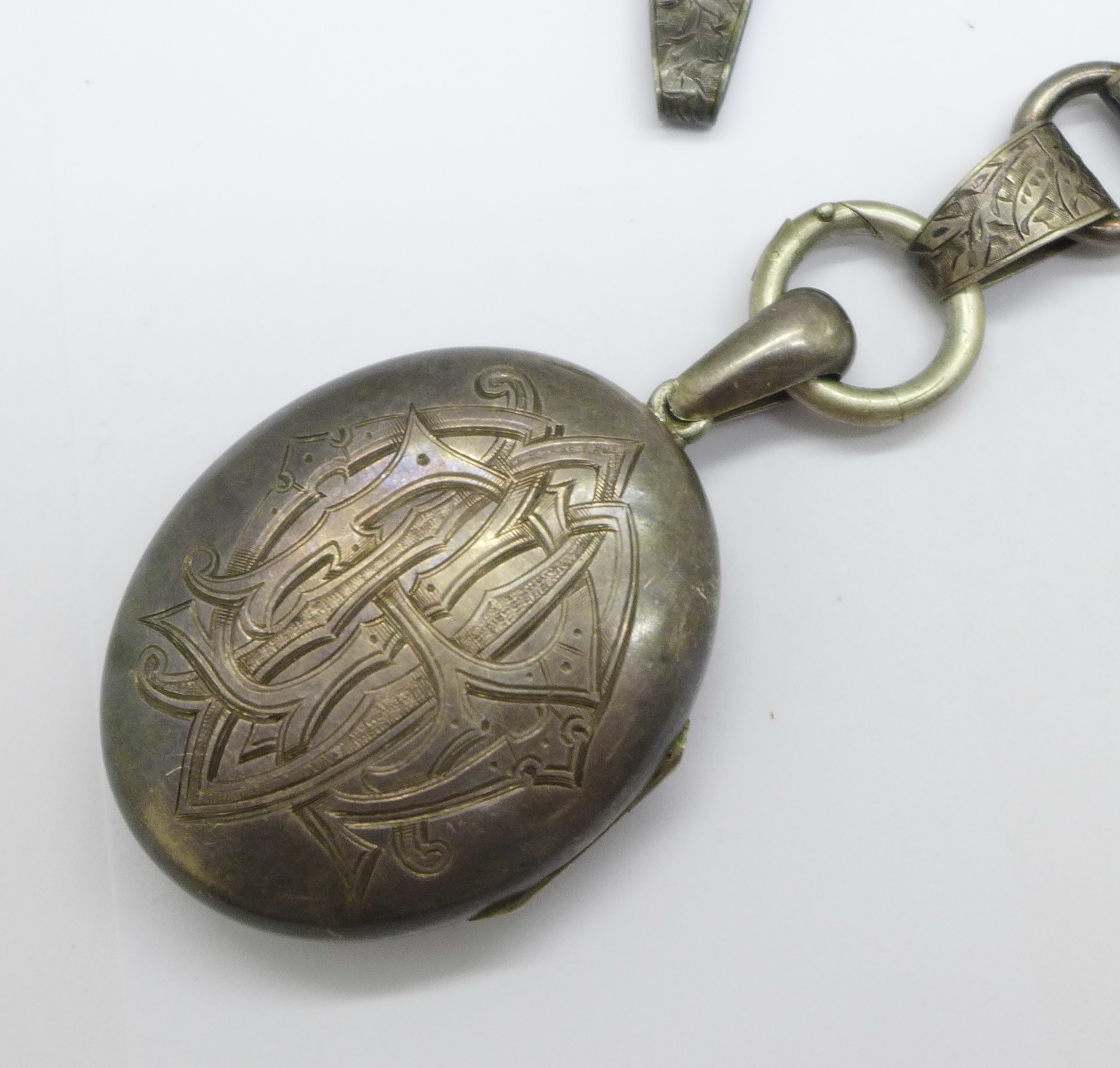 A Victorian white metal locket and collar - Image 2 of 5