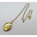 A 9ct gold locket and chain, 3.8g