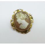 A 9ct gold cameo brooch, 3.3g