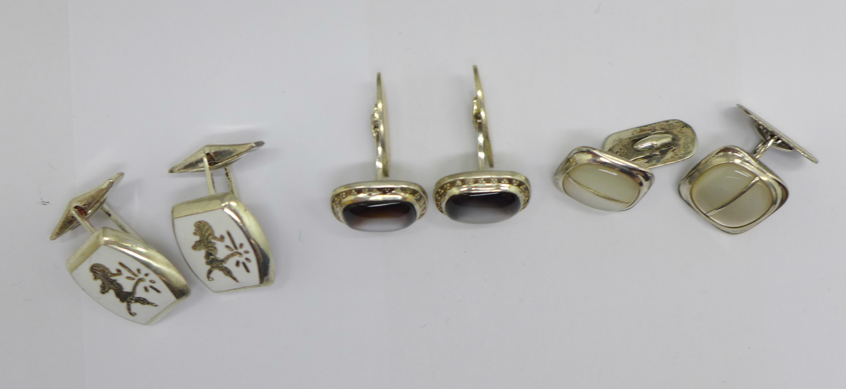 Three pairs of silver cufflinks, 36g - Image 2 of 2