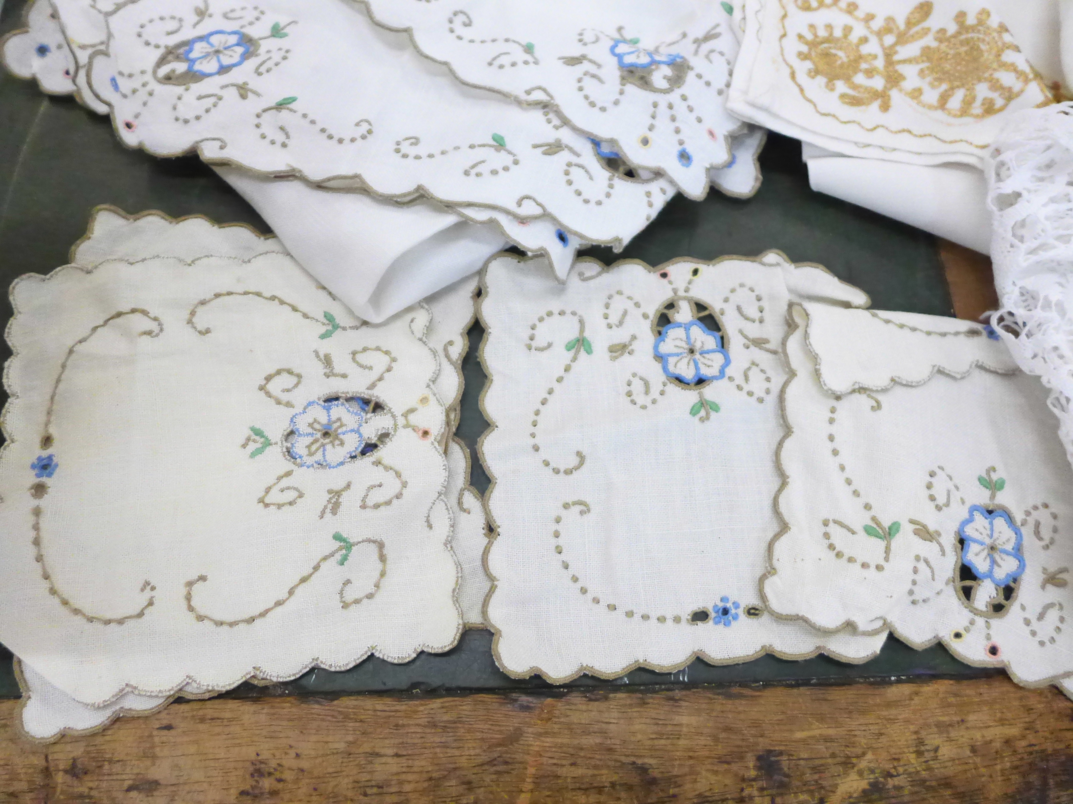 A box of embroidered linen, some in sets - Image 3 of 4