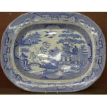 A 19th Century blue and white Willow pattern serving plate, 46cm