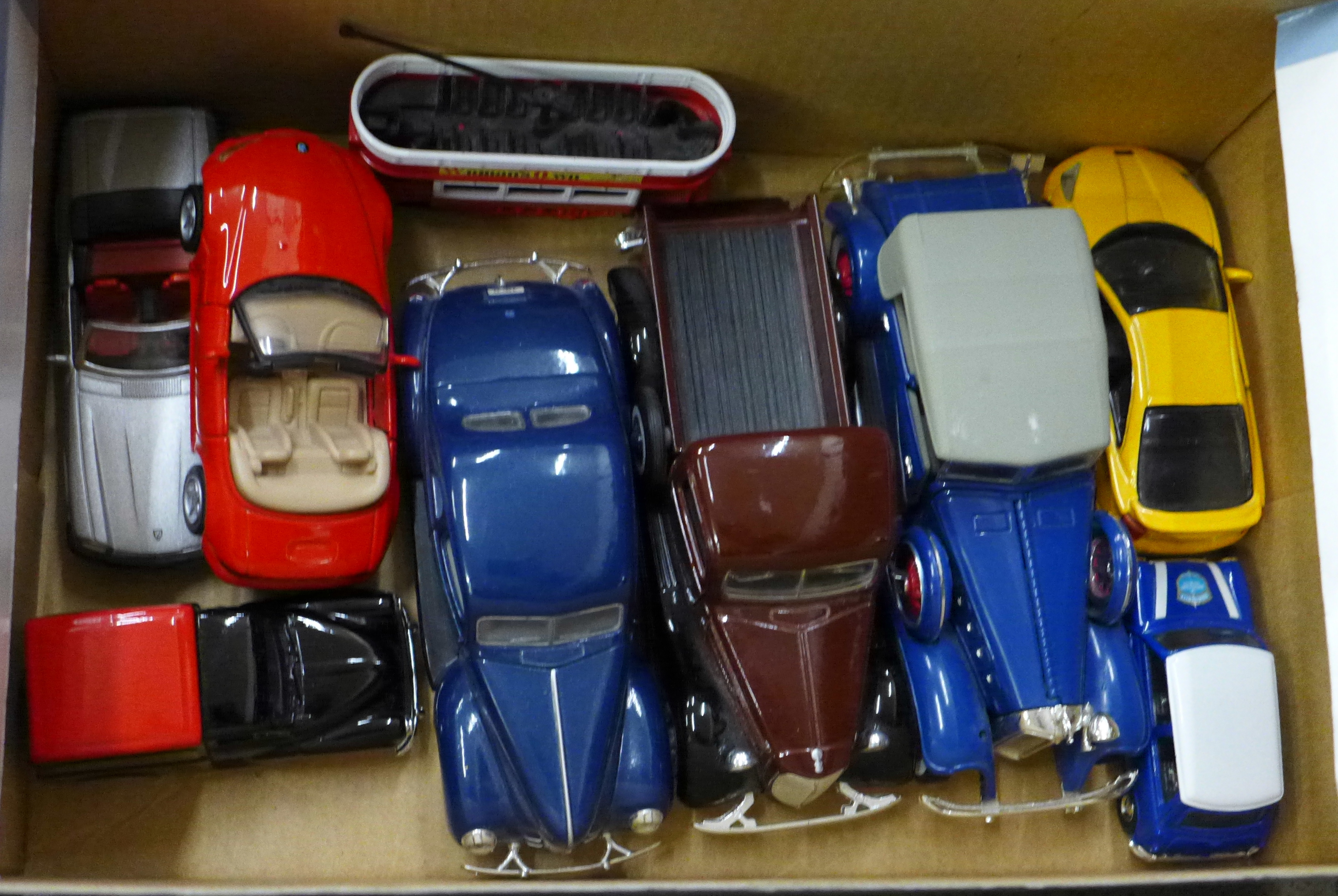 Three Vanguards, Days Gone Trackside and other die-cast model vehicles, seven boxed - Image 2 of 2
