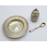 Three silver items including a dish, a Victorian pepper and a salt spoon, total weight 68g