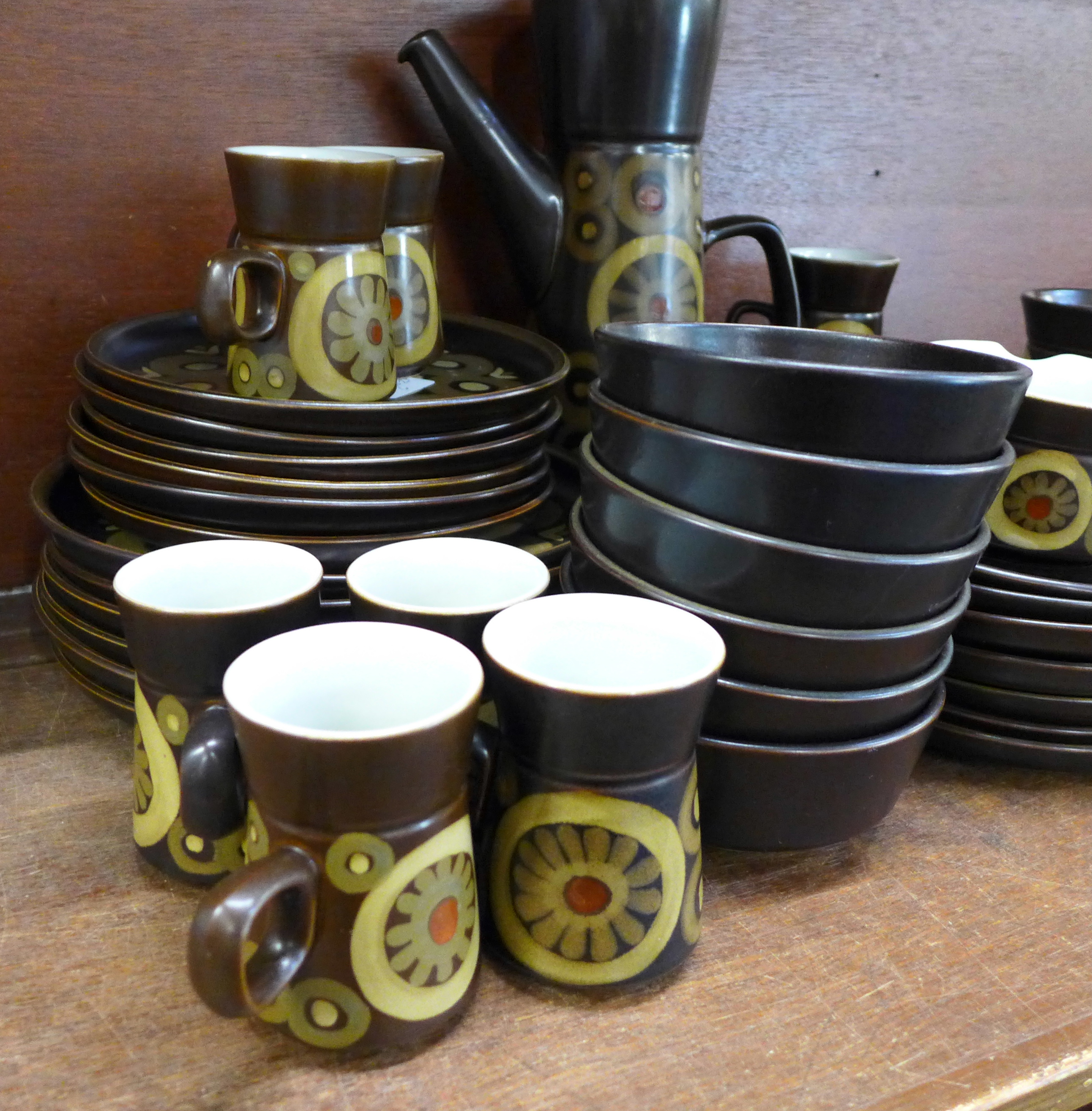 A Denby Arabesque dinner and coffee service including six side plates, six plates, seven mugs and - Image 3 of 8