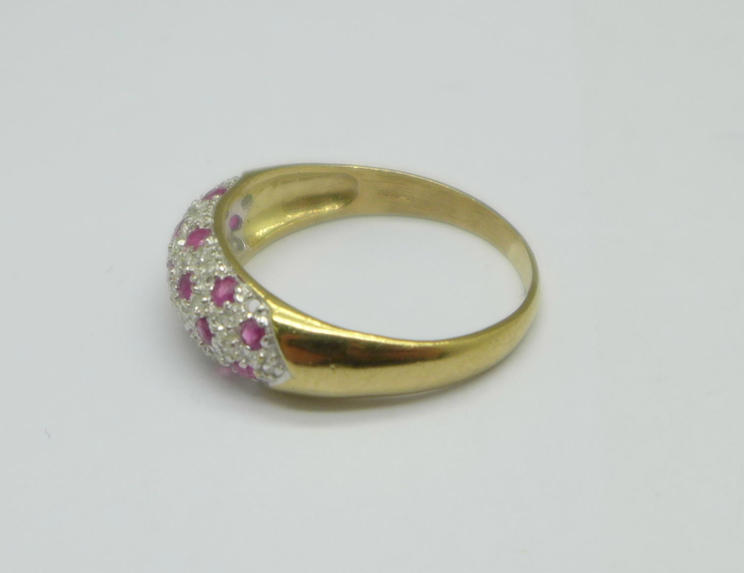 A 9ct gold, ruby and diamond ring, 3.3g, T - Bild 3 aus 8
