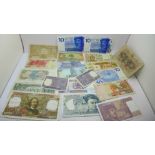 Assorted foreign bank notes