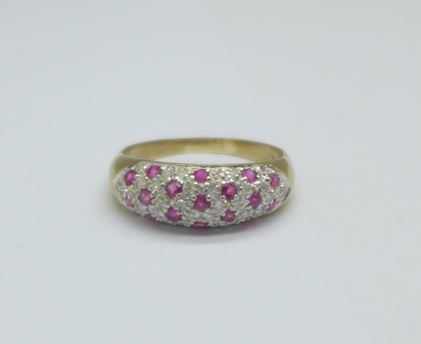 A 9ct gold, ruby and diamond ring, 3.3g, T - Bild 2 aus 8