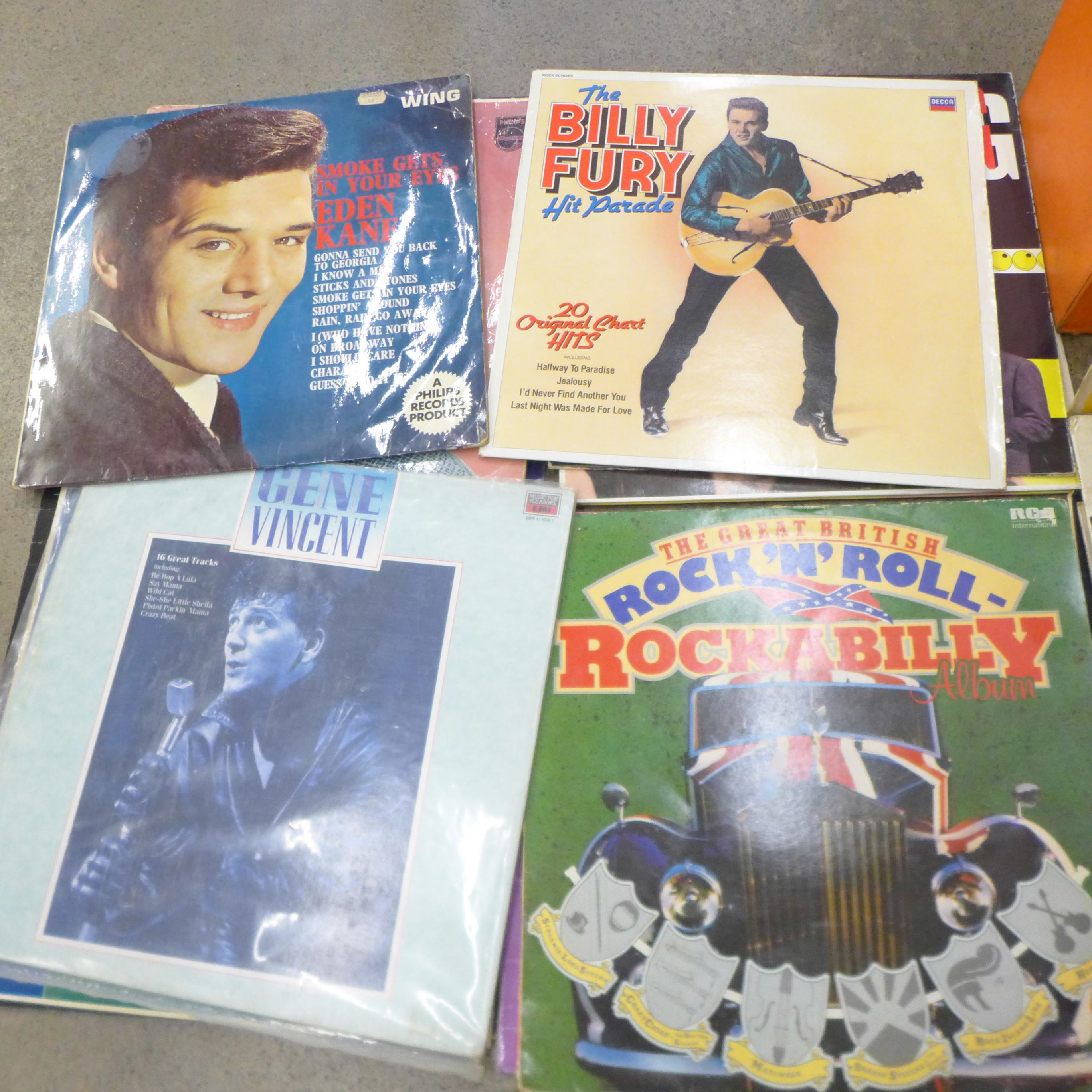 A box of 1950's rock n roll LP records - Bild 3 aus 3